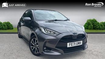 Toyota Yaris 1.5 VVT-h Design E-CVT Euro 6 (s/s) 5dr