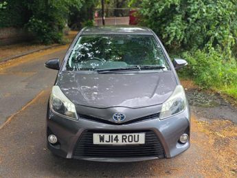 Toyota Yaris 1.5 VVT-h Icon Plus CVT Euro 5 5dr