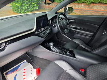 Toyota C-HR 1.8 VVT-h Dynamic CVT Euro 6 (s/s) 5dr