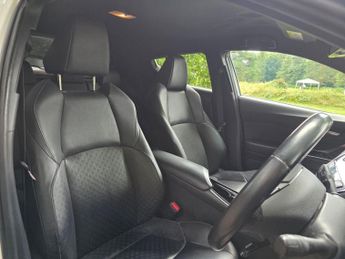Toyota C-HR 1.8 VVT-h Dynamic CVT Euro 6 (s/s) 5dr