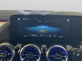 Mercedes-Benz EQA EQA 300 66.5kWh AMG Line SUV 5dr Electric Auto 4MATIC (228 ps)