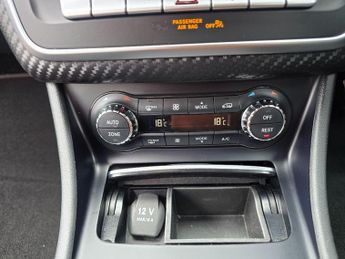 Mercedes-Benz A Class 2.1 A200d AMG Line 7G-DCT Euro 6 (s/s) 5dr