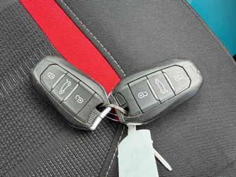 Vauxhall Mokka Electric 50kWh SRi Nav Premium Auto 5dr