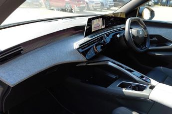 Peugeot E-5008 73kWh GT Auto 5dr