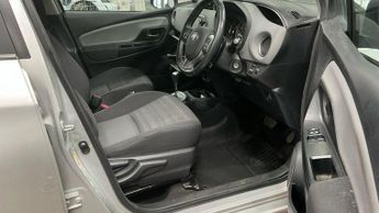 Toyota Yaris 1.33 Dual VVT-i Icon Multidrive S Euro 6 5dr (Safety Sense)