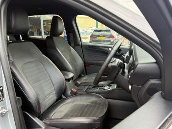 Ford Kuga 2.5 EcoBoost Duratec 14.4kWh ST-Line CVT Euro 6 (s/s) 5dr