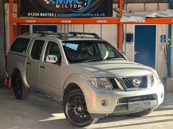 Nissan Navara 3.0 dCi V6 Outlaw Auto 4WD Euro 4 4dr