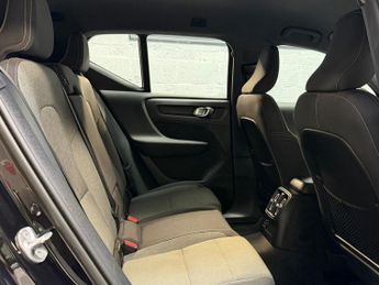 Volvo XC40 1.5h T4 Recharge 10.7kWh Core Auto Euro 6 (s/s) 5dr