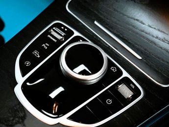 MERCEDES-BENZ C-CLASS 1.5 C200 MHEV EQ Boost AMG Line Saloon 4dr Petrol G-Tronic+ Euro