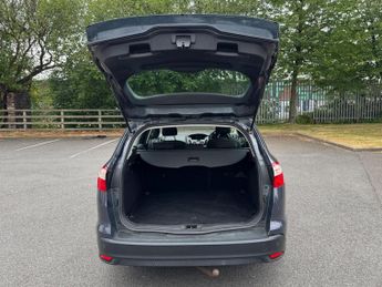 Ford Focus 1.6 Titanium Powershift Euro 5 5dr