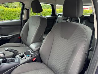 Ford Focus 1.6 Titanium Powershift Euro 5 5dr