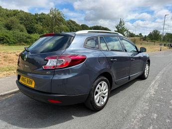 Renault Megane 1.5 dCi Dynamique Nav Sport Tourer Euro 6 (s/s) 5dr