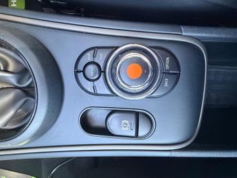 MINI Countryman 1.5 Cooper Auto Euro 6 (s/s) 5dr