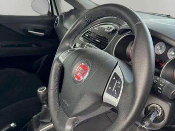 FIAT PUNTO 1.4 Easy + Hatchback 5dr Petrol Euro 6