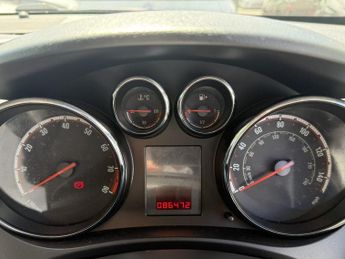 Vauxhall Meriva 1.4T 16V Excite Euro 5 5dr