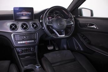 Mercedes-Benz GLA 2.1 GLA200d AMG Line 7G-DCT Euro 6 (s/s) 5dr