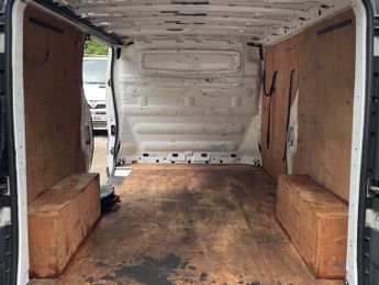 Renault Trafic 2.0 TD dCi LL29 Navigation L3 H1 4dr
