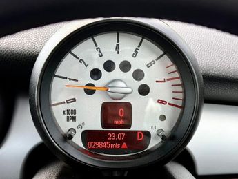 MINI Hatch 1.6 Cooper Auto Euro 6 3dr