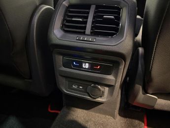 Volkswagen Tiguan 1.5 TSI R-Line Edition DSG Euro 6 (s/s) 5dr