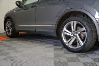 Volkswagen Tiguan 1.5 TSI R-Line Edition DSG Euro 6 (s/s) 5dr