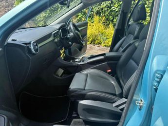 MG MG ZS 44.5kWh Exclusive Auto 5dr