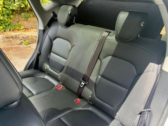 MG MG ZS 44.5kWh Exclusive Auto 5dr