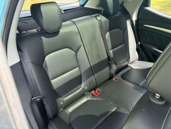 MG MG ZS 44.5kWh Exclusive Auto 5dr