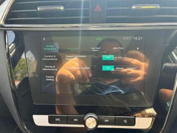 MG MG ZS 44.5kWh Exclusive Auto 5dr