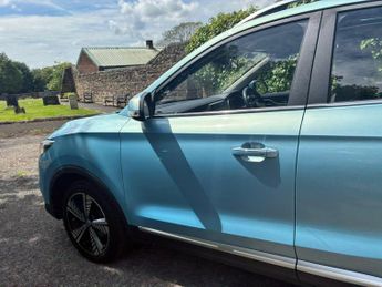 MG MG ZS 44.5kWh Exclusive Auto 5dr