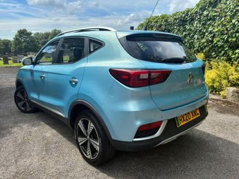 MG MG ZS 44.5kWh Exclusive Auto 5dr