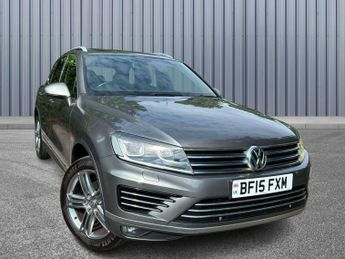 Volkswagen Touareg 3.0 TDI V6 BlueMotion Tech R-Line Tiptronic 4WD Euro 6 (s/s) 5dr