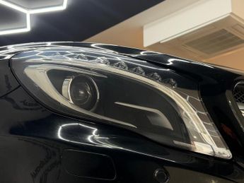 Mercedes-Benz GLA 2.1 GLA220d AMG Line (Premium Plus) 7G-DCT 4MATIC Euro 6 (s/s) 5
