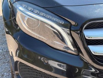 Mercedes-Benz GLA 2.1 GLA220d AMG Line (Premium Plus) 7G-DCT 4MATIC Euro 6 (s/s) 5