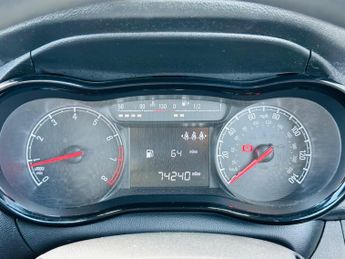 Vauxhall Viva 1.0i SE Euro 6 5dr (a/c)