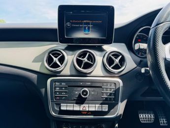 Mercedes-Benz CLA 2.1 CLA220d AMG Line Coupe 7G-DCT Euro 6 (s/s) 4dr