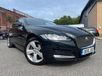 Jaguar XF 2.0d Portfolio Auto Euro 6 (s/s) 4dr