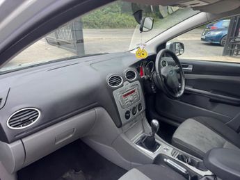 Ford Focus 1.6 Zetec S 5dr