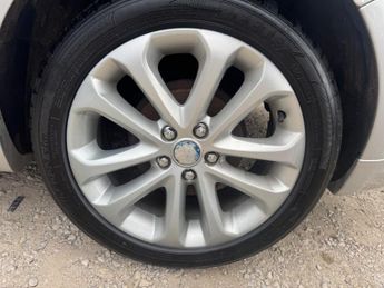 Ford Focus 1.6 Zetec S 5dr