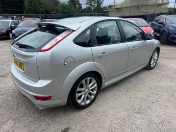 Ford Focus 1.6 Zetec S 5dr