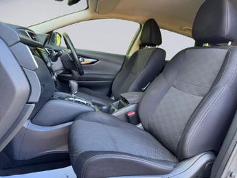Nissan Qashqai 1.2 DIG-T N-Connecta XTRON 2WD Euro 6 (s/s) 5dr