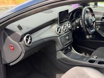 Mercedes-Benz CLA 2.1 CLA220 CDI AMG Sport Coupe 7G-DCT Euro 6 (s/s) 4dr