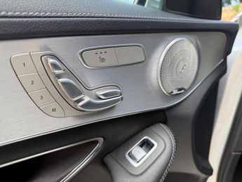 Mercedes-Benz C Class 2.0 C200 AMG Line 7G-Tronic+ Euro 6 (s/s) 4dr