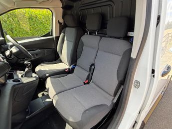 Vauxhall Combo 1.5 Turbo D 2000 Sportive L1 H1 Euro 6 4dr