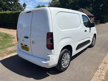 Vauxhall Combo 1.5 Turbo D 2000 Sportive L1 H1 Euro 6 4dr