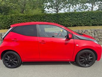 Toyota AYGO 1.0 VVT-i x-style Hatchback 5dr Petrol x-shift Euro 6 (68 ps)