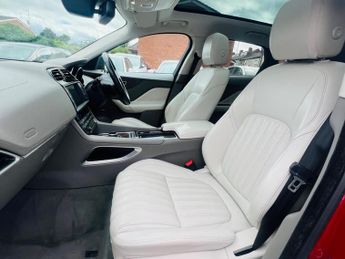 Jaguar F-PACE 2.0 D180 Portfolio Auto AWD Euro 6 (s/s) 5dr