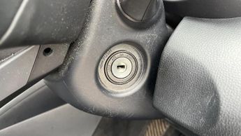 Toyota Yaris 1.5 VVT-h Icon E-CVT Euro 6 (s/s) 5dr