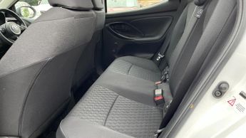 Toyota Yaris 1.5 VVT-h Icon E-CVT Euro 6 (s/s) 5dr