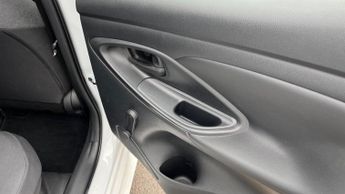 Toyota Yaris 1.5 VVT-h Icon E-CVT Euro 6 (s/s) 5dr