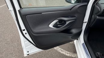 Toyota Yaris 1.5 VVT-h Icon E-CVT Euro 6 (s/s) 5dr